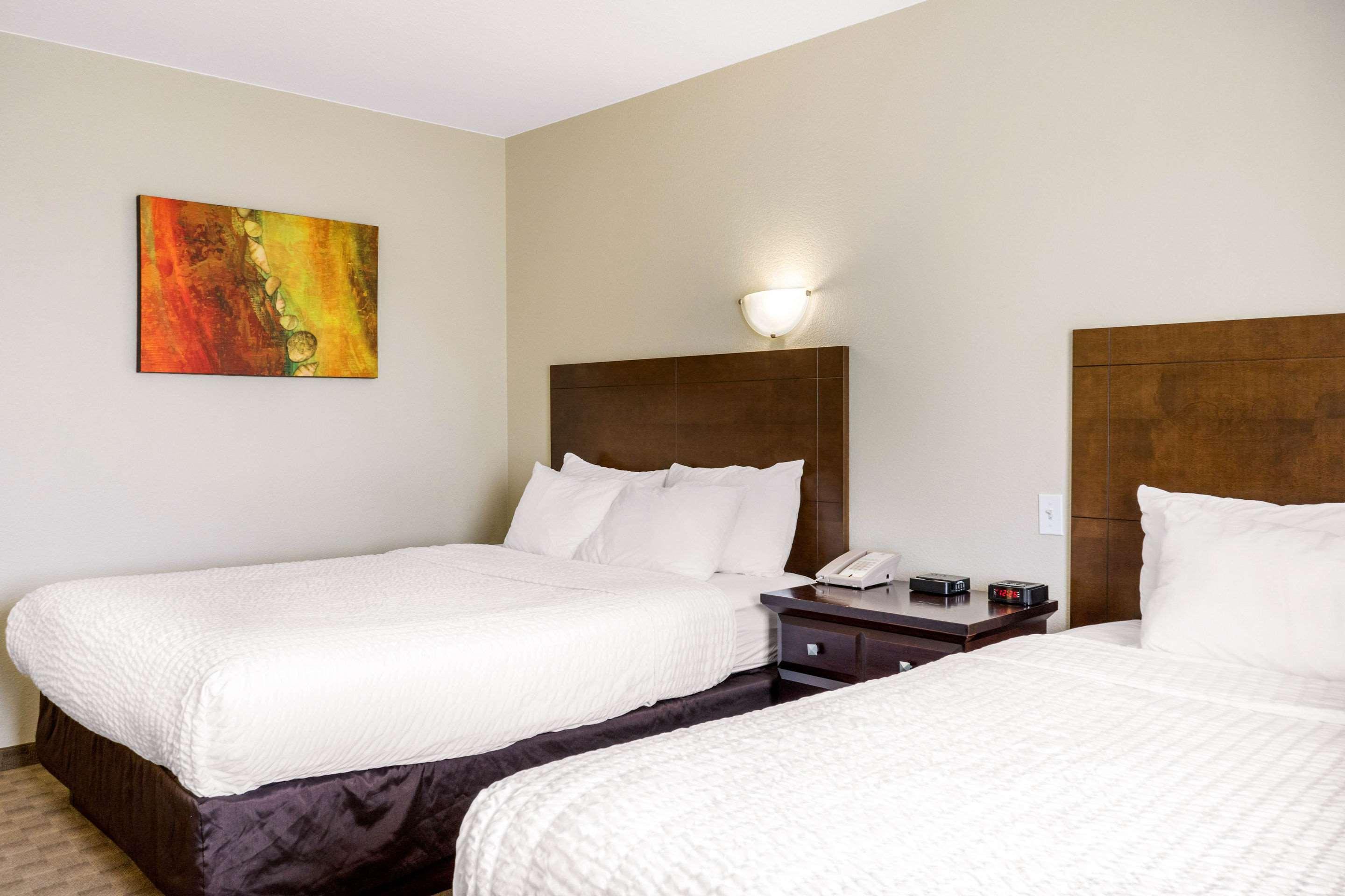 Quality Inn & Suites Winkler Екстер'єр фото