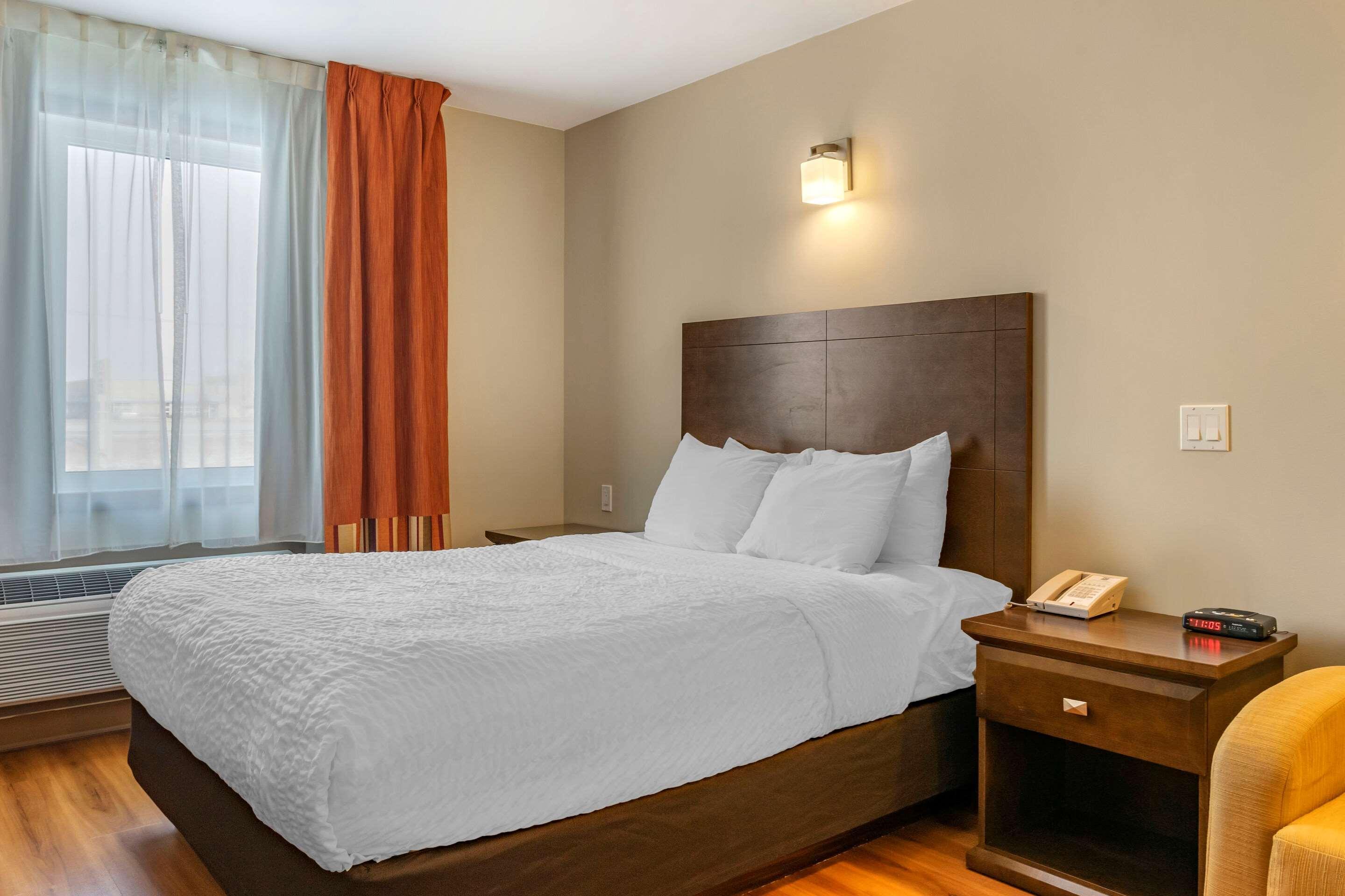 Quality Inn Winkler Екстер'єр фото