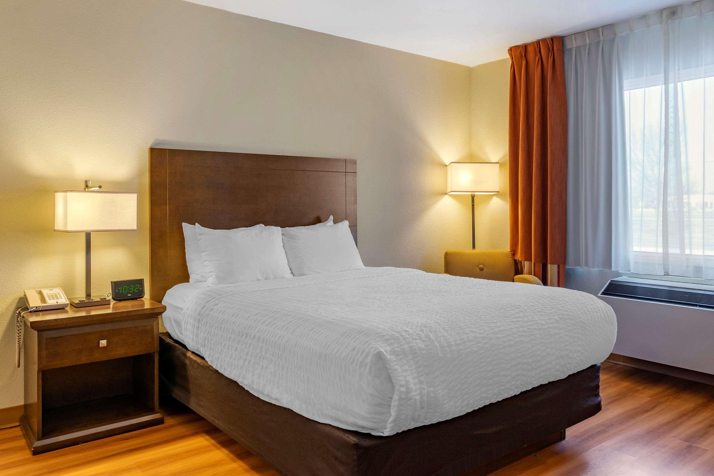 Quality Inn & Suites Winkler Екстер'єр фото