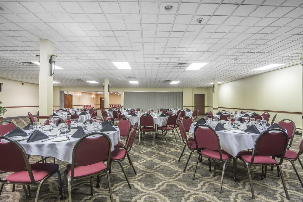 Quality Inn & Suites Winkler Екстер'єр фото