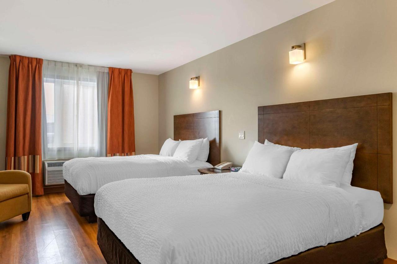 Quality Inn & Suites Winkler Екстер'єр фото